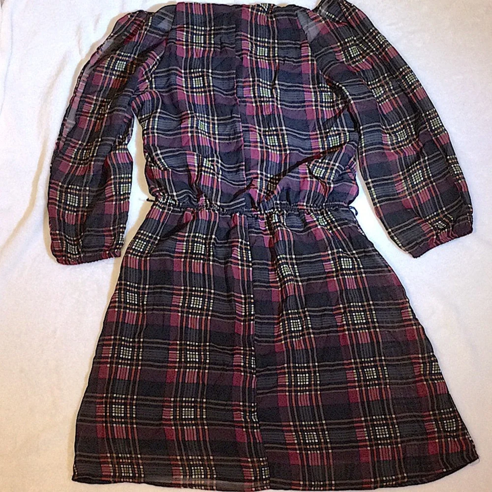 Speechless Plaid midi Dress - Picture 3 of 13